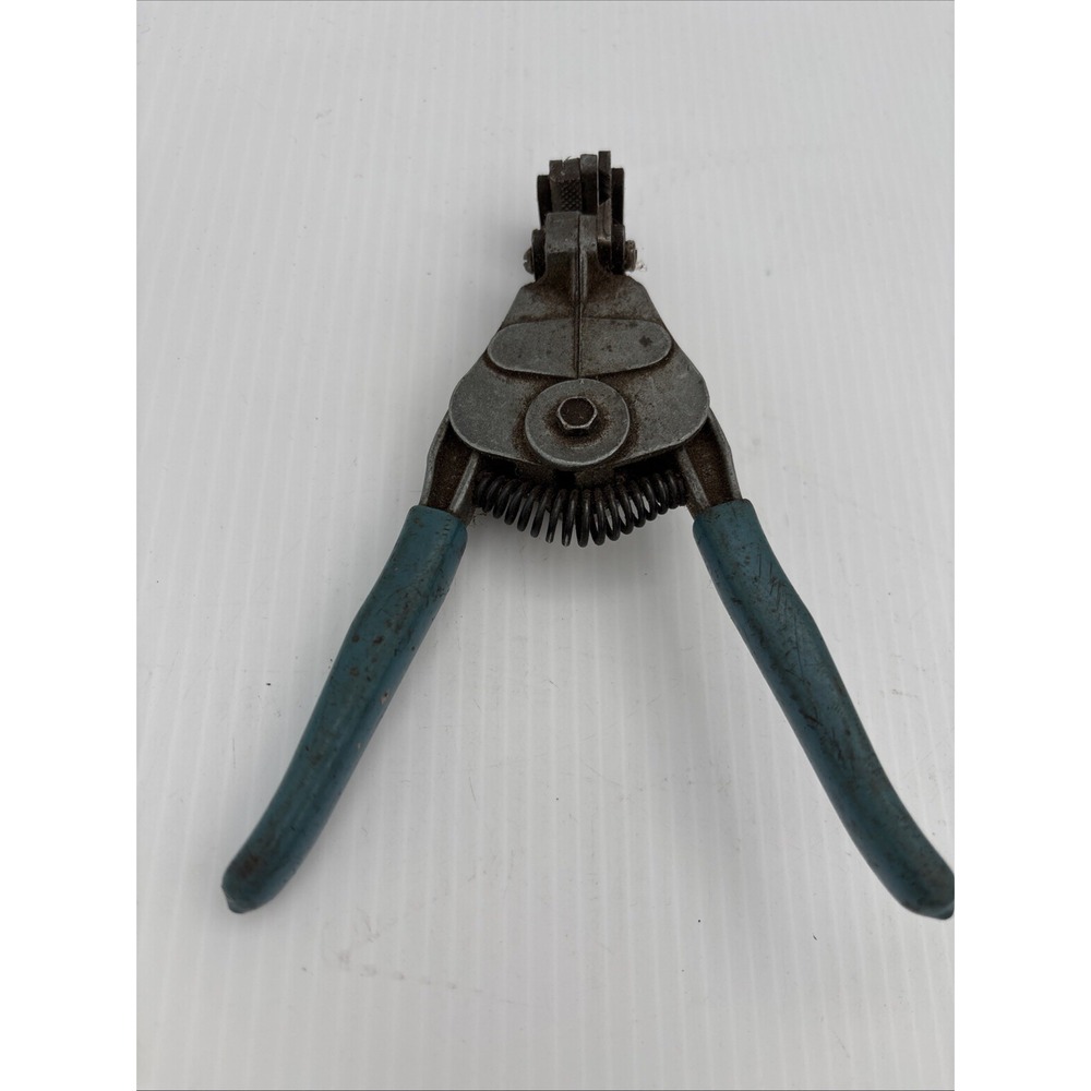 Ideal Stripmaster Wire Stripper Tool Pat 2,523,936 Blue Handles Made in USA
